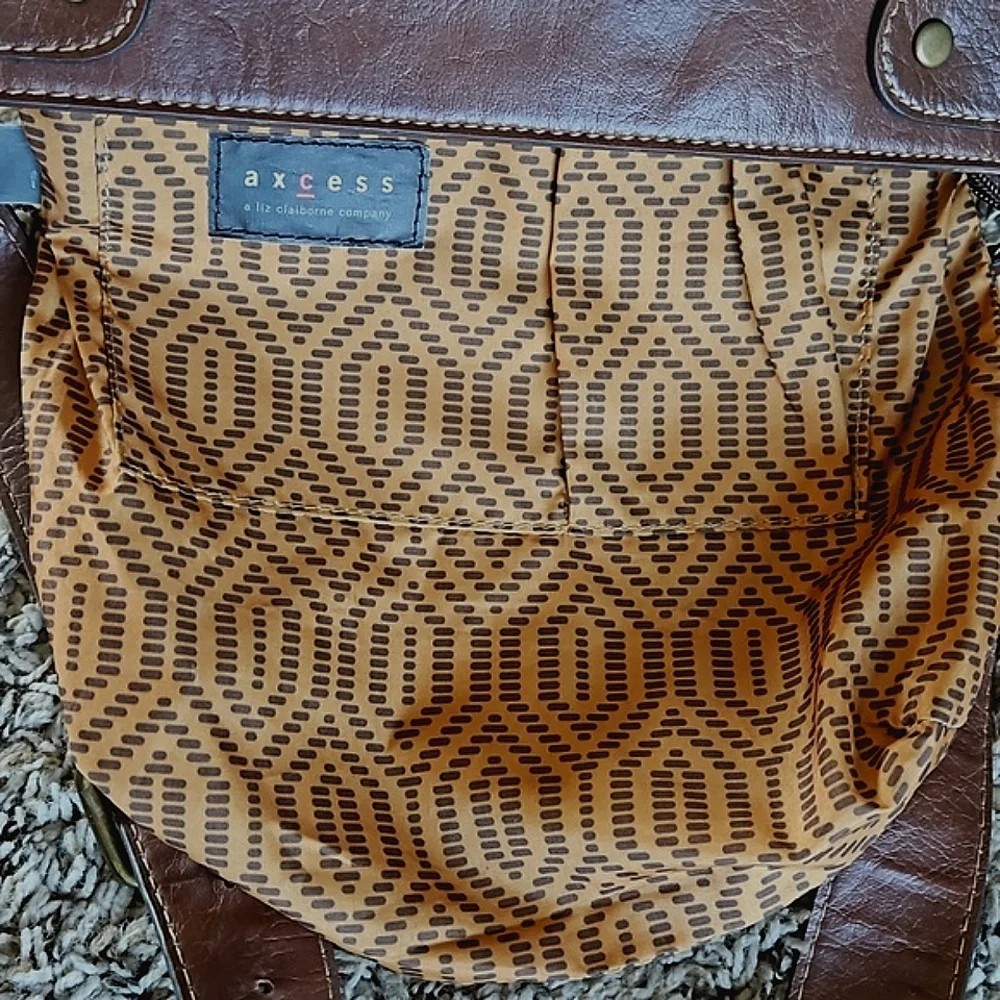 Liz Claiborne Axcess Brown Faux Leather Vintage Satchel Crossbody Bag Purse - Picture 11 of 13